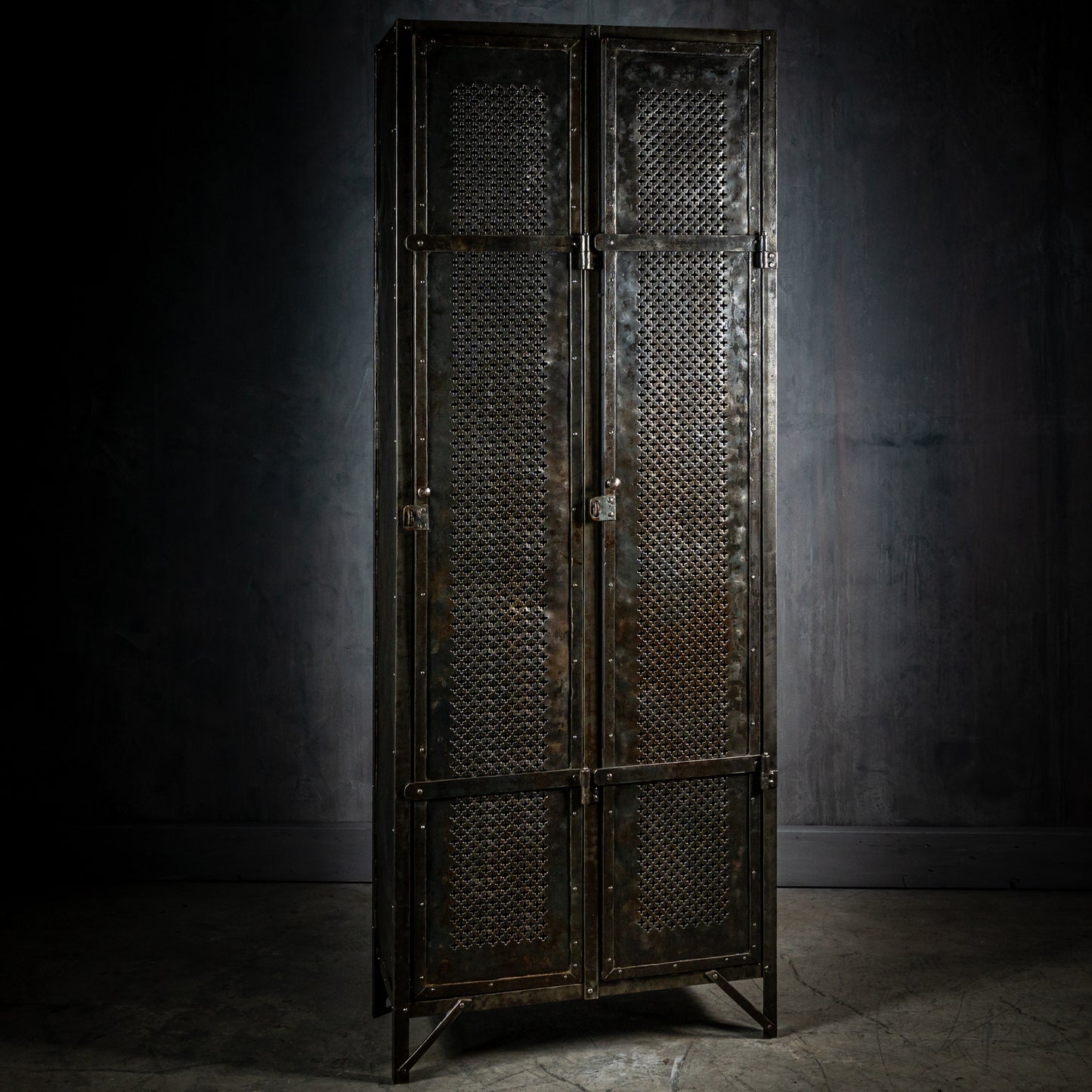 Vintage ROWAC Industriell garderobeskap / metallskap /