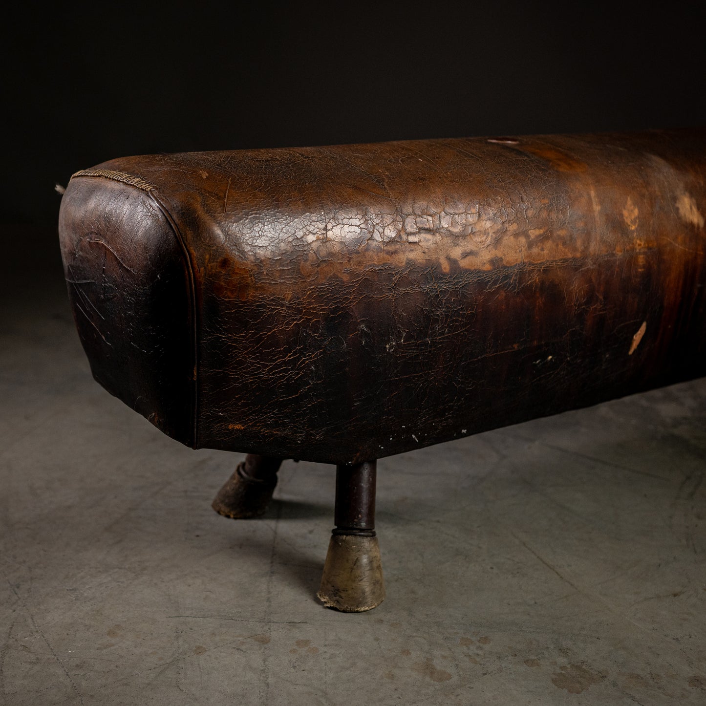 Retro pommel horse bench XXL
