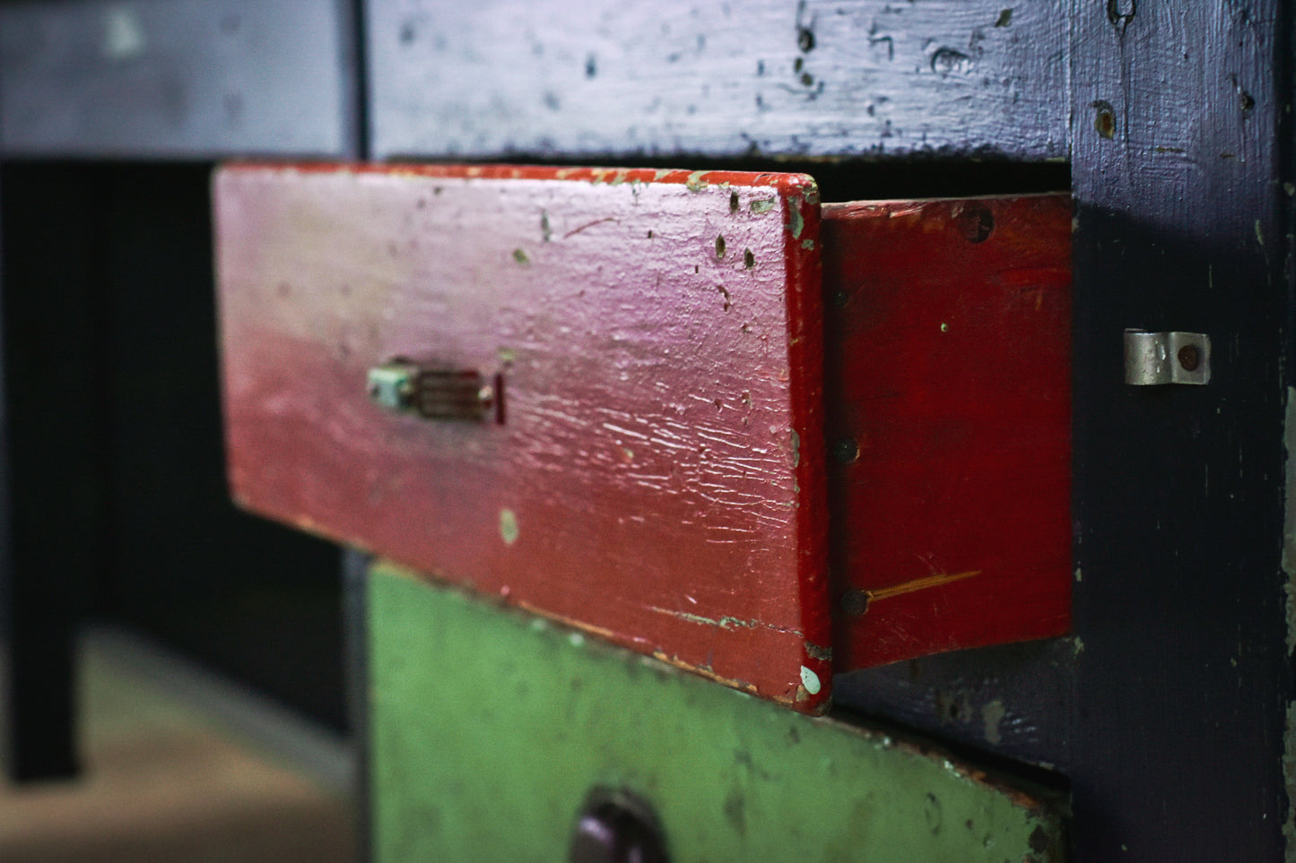 Industrial work bench