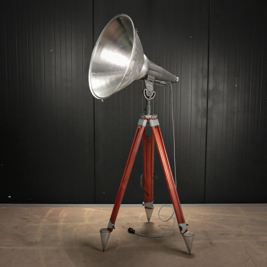 Industrial Tripod Spot Light