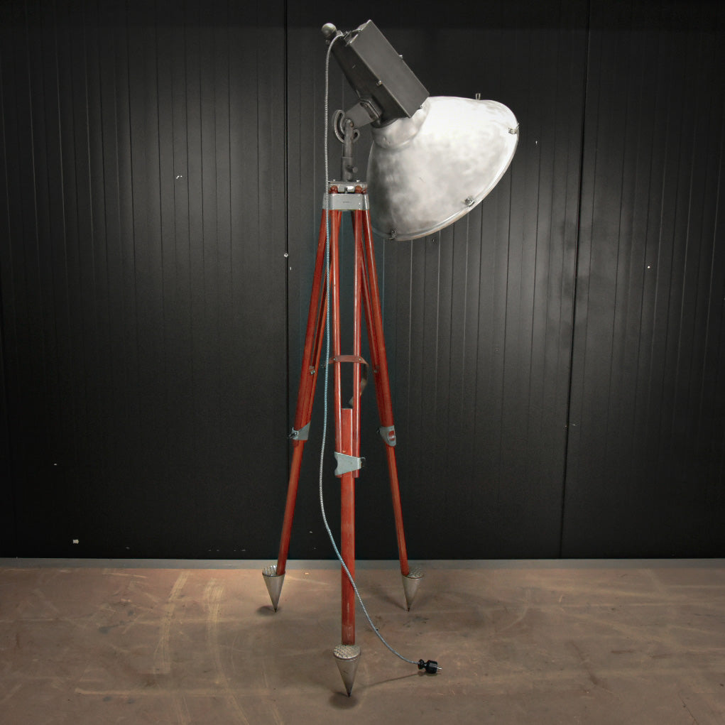 Industrial Tripod Spot Light