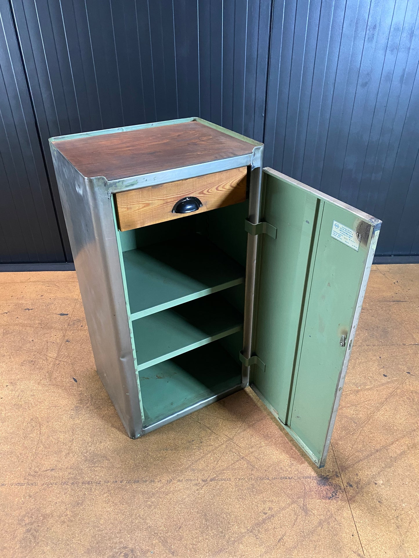 BEMEFA Rowac metal cabinet