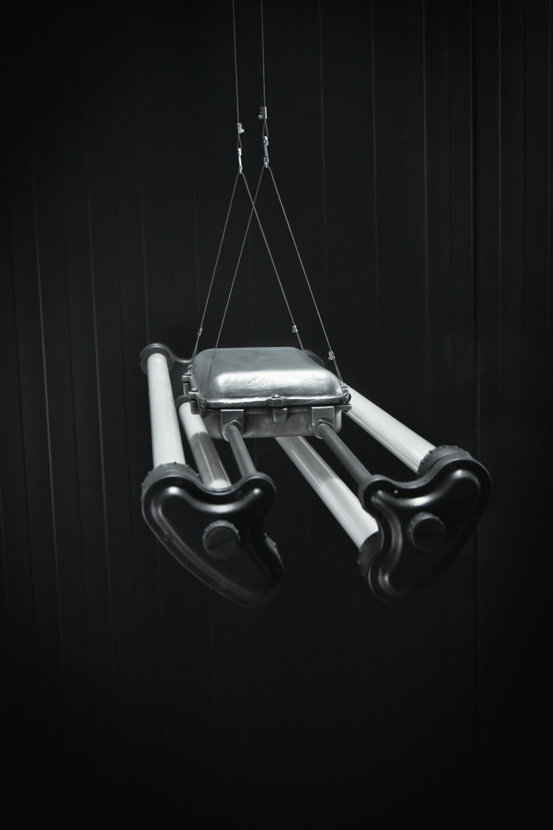 Industrial Fluorescent Pendant OLIVA