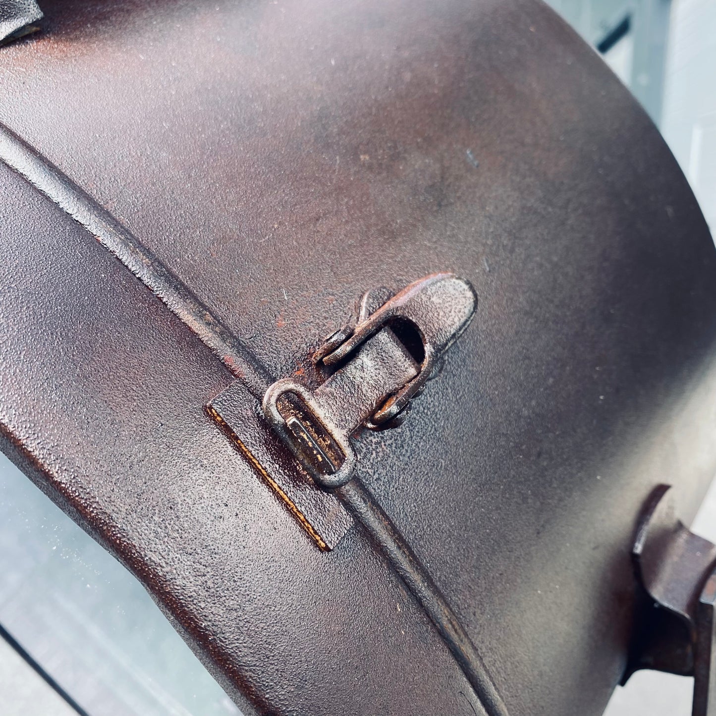 Industrial Tripod Spot Light DDR Rust