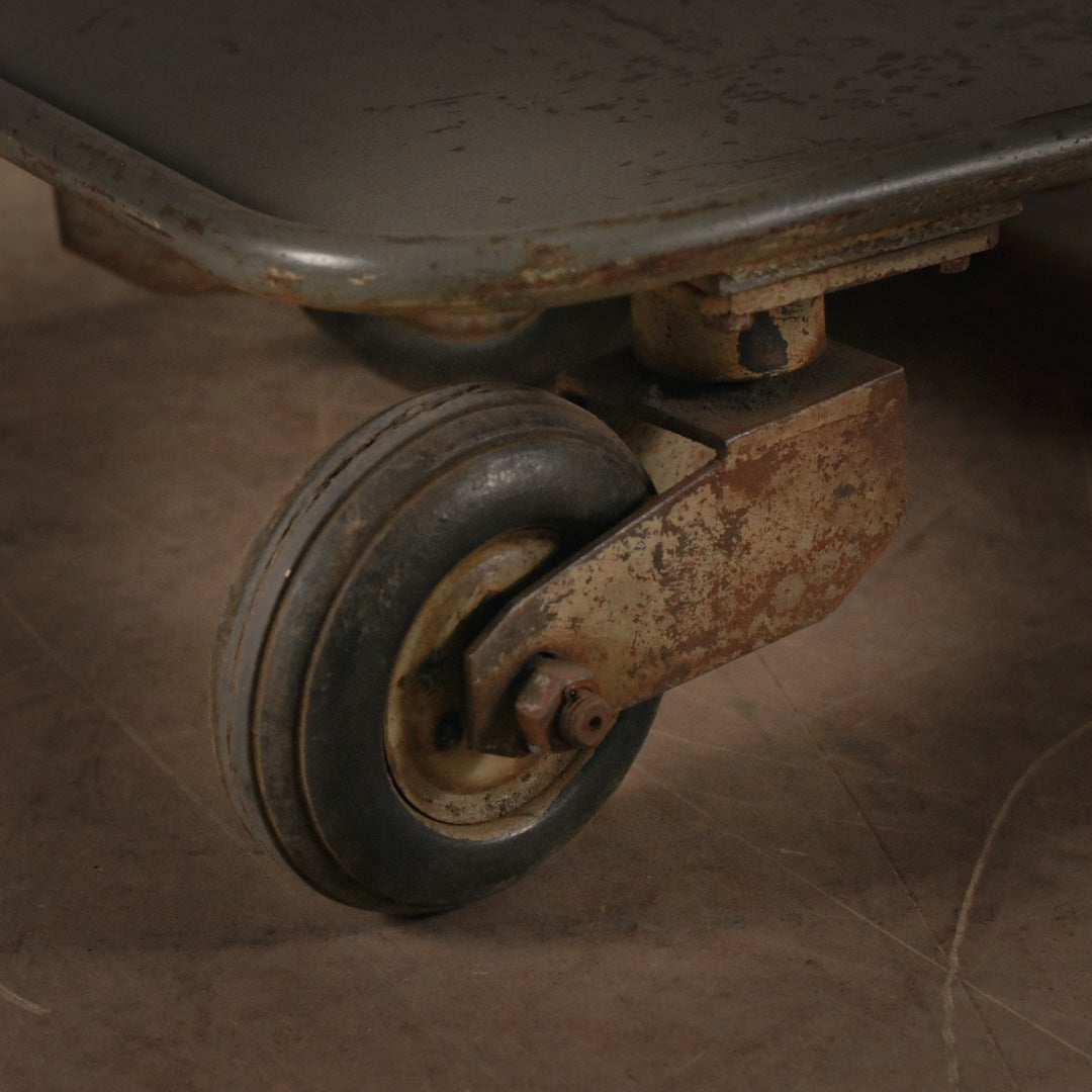 Heavy duty industrial carts