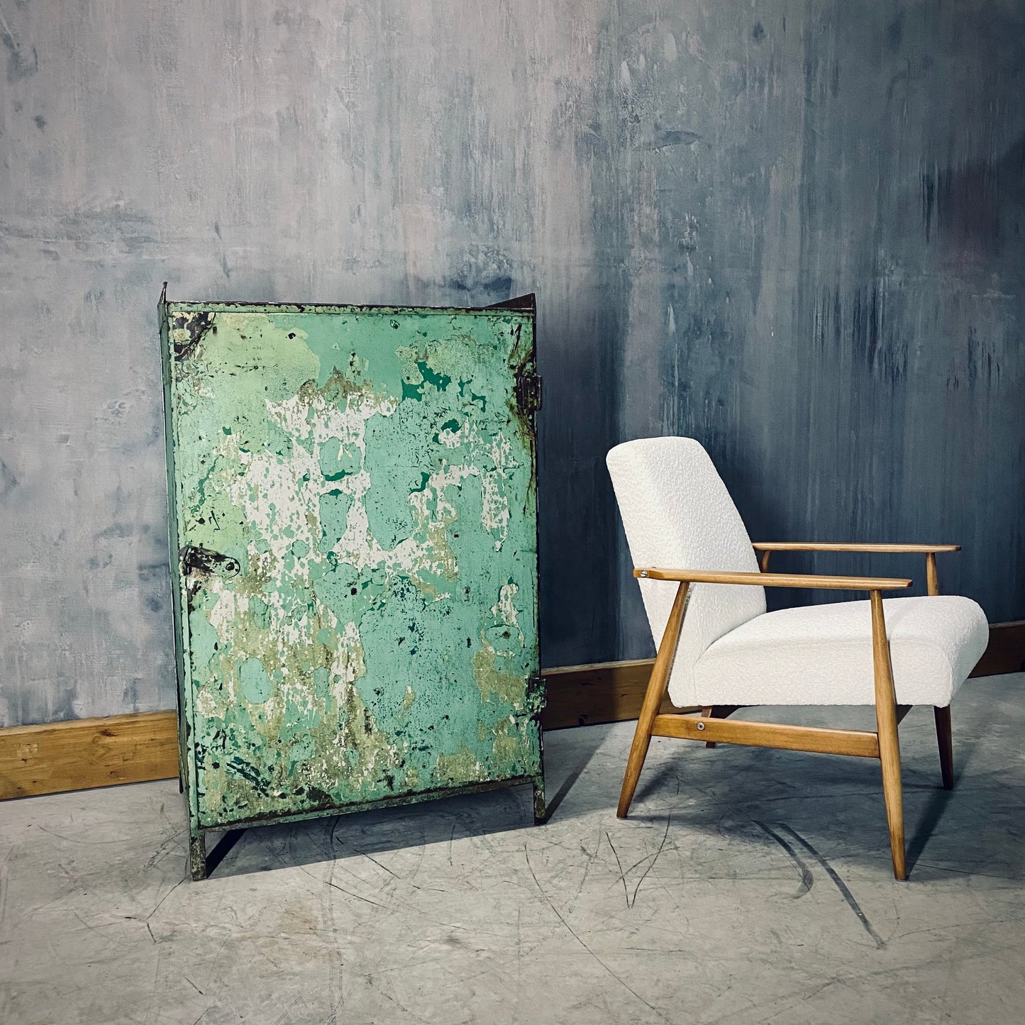 Vintage Fiat Servizio workshop cabinet