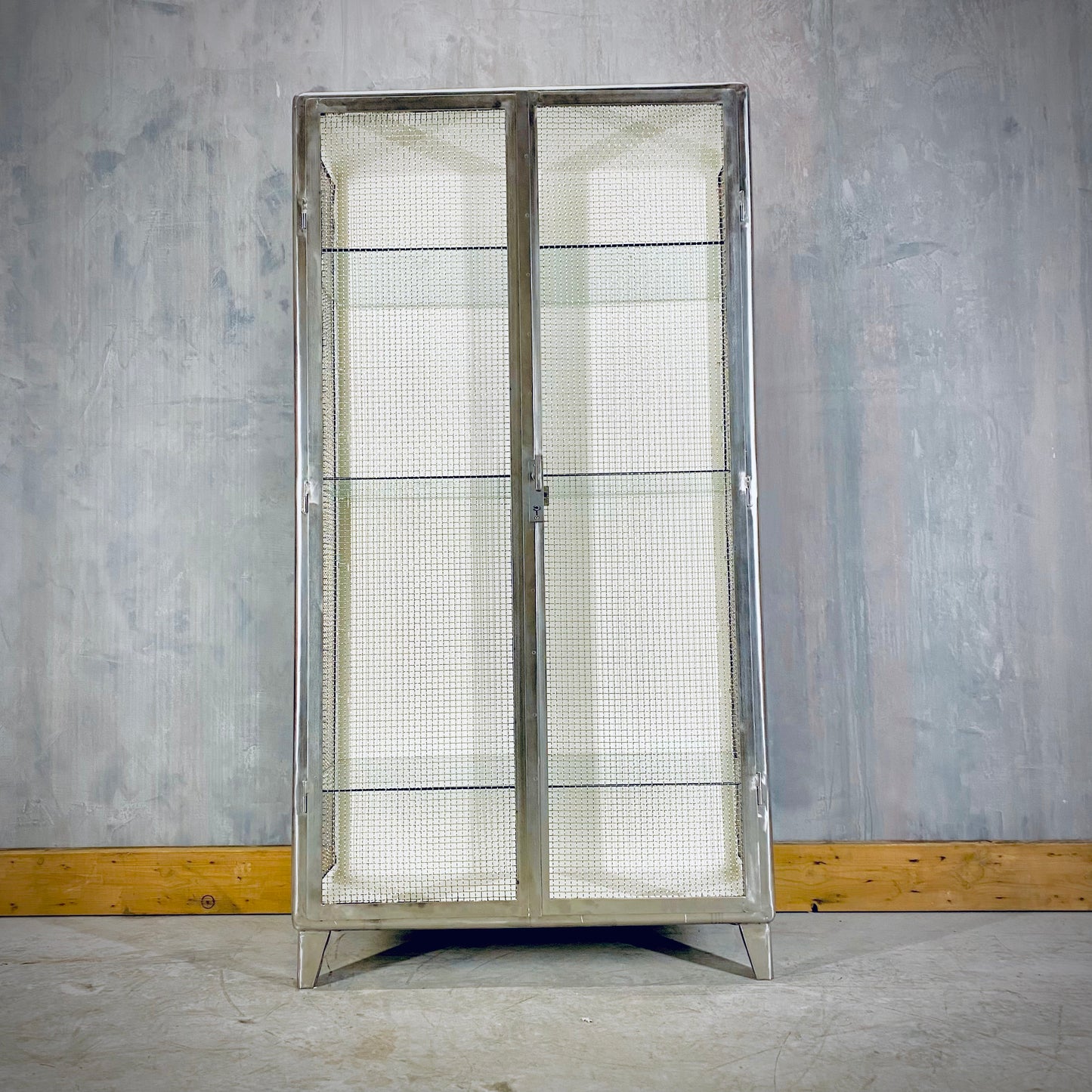 Medical cabinet
