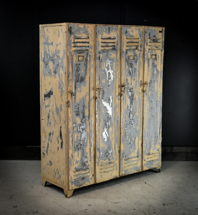 Industrial metal locker - 4 doors