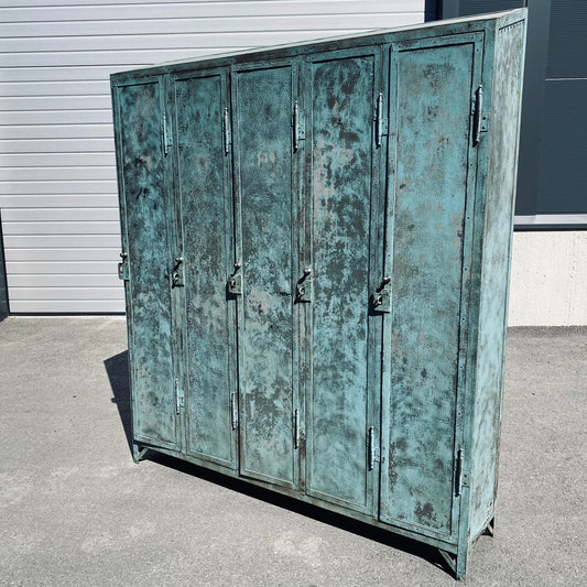 Big Industrial locker Kuppersbusch