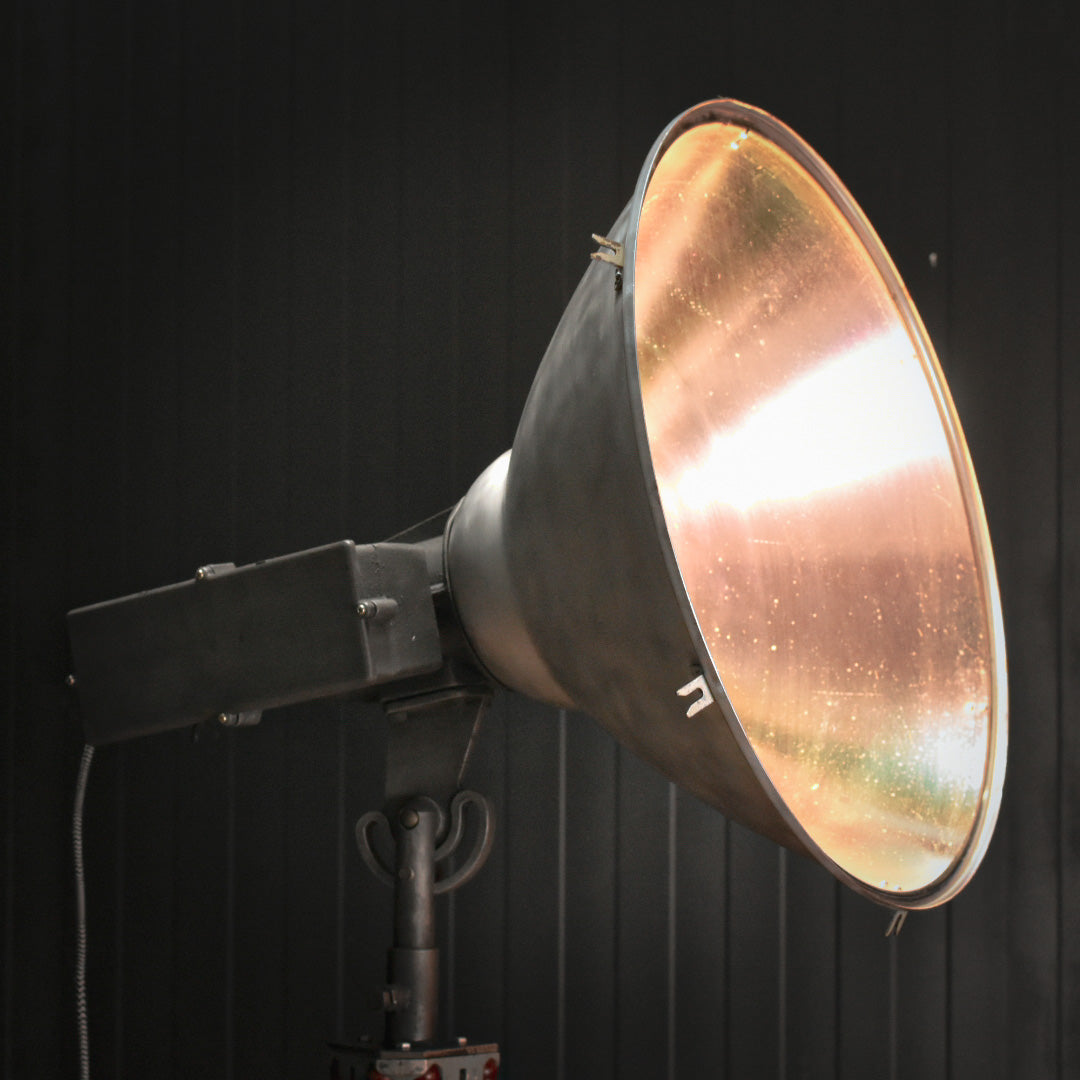 Industrial Tripod Spot Light