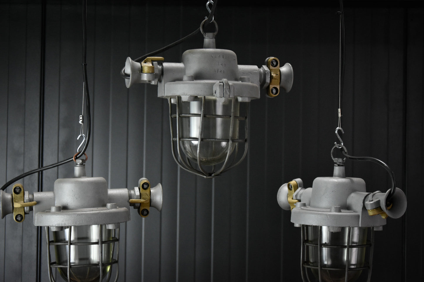 Explosion proof MILITARY pendant lighting