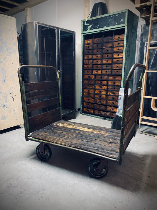 VEB heavy duty industrial rolling factory cart