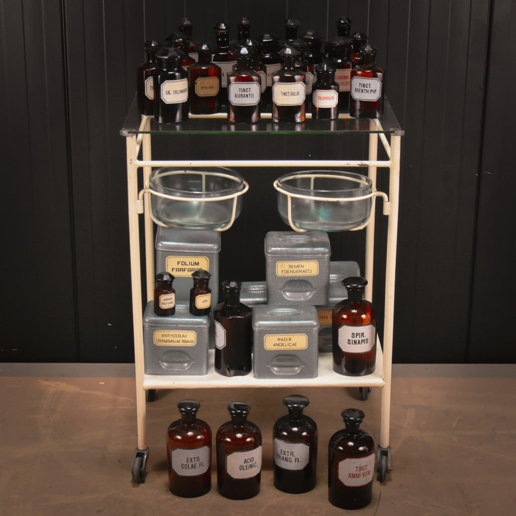 Set of 30 apothecary pharmacy glass