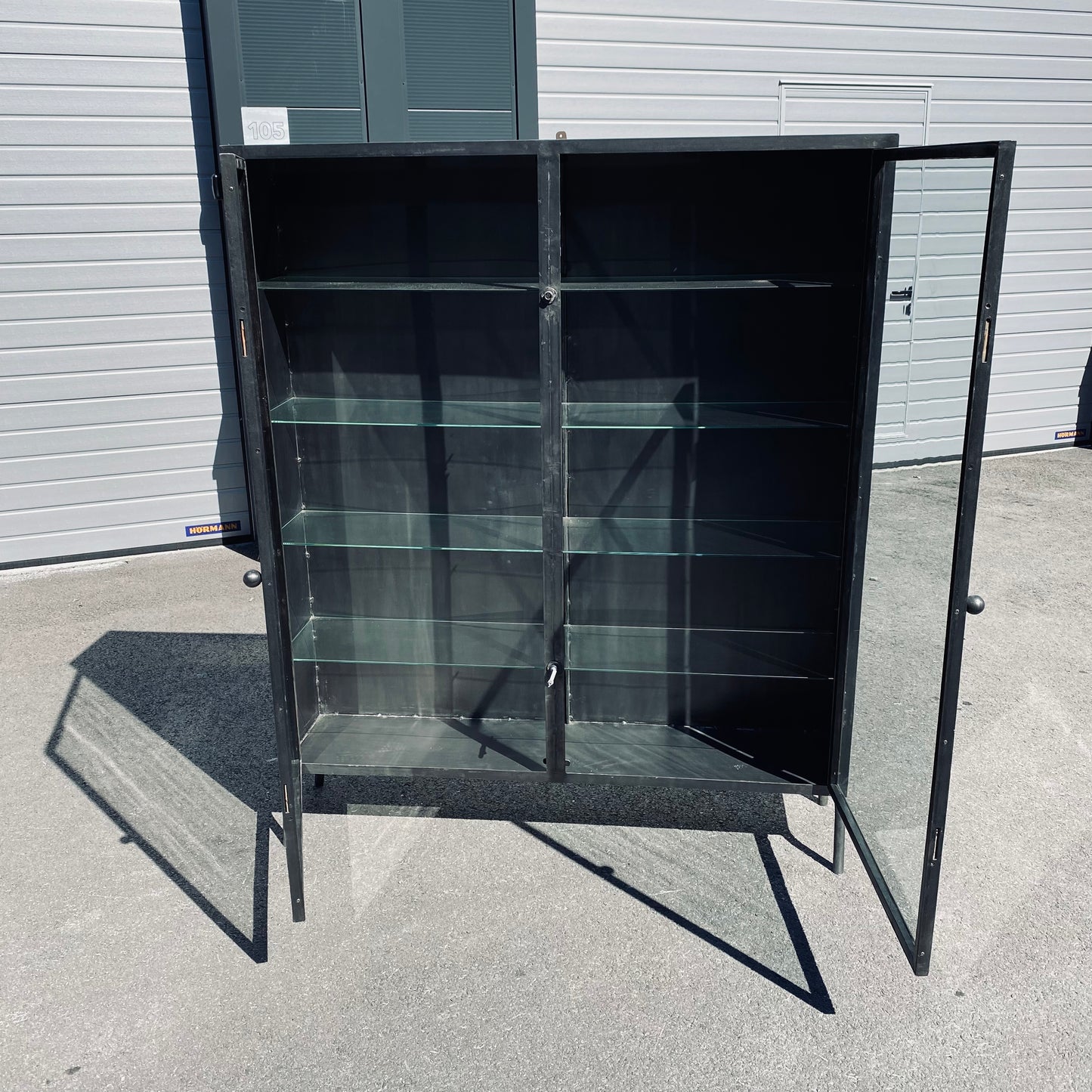 XXL Medical cabinet