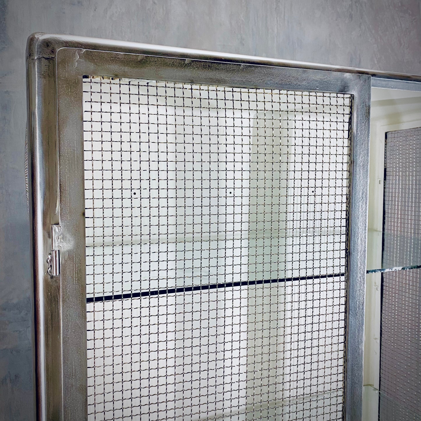 Medical cabinet