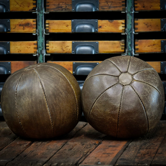 Medicine balls 2.5kg