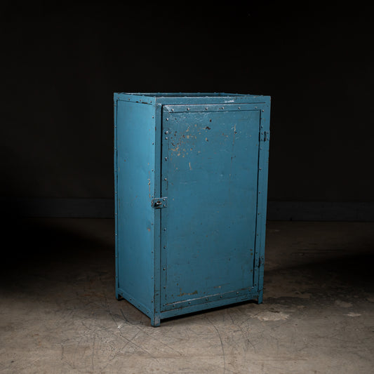 Vintage Metallskap fra Servizio Fiat, Italia