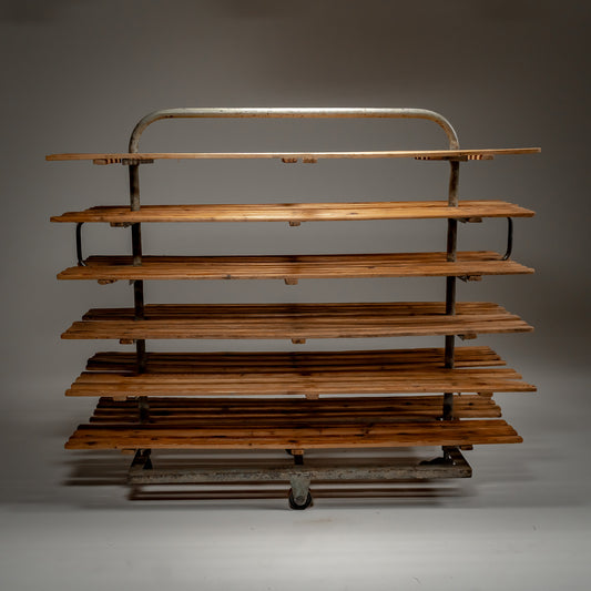 Brødtralle fra bakeri Gdańsk, Polen – ca. 1950