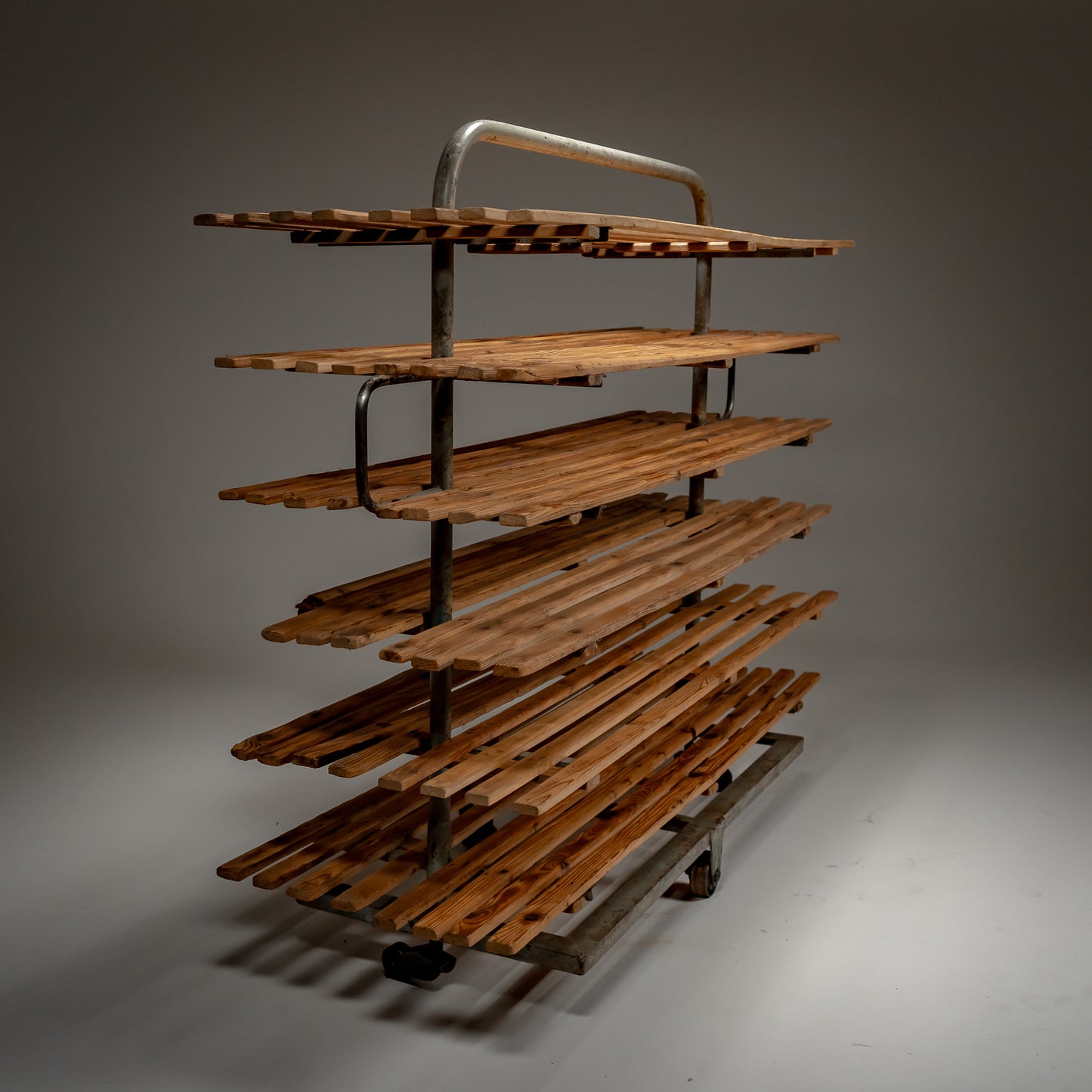 Brødtralle fra bakeri Gdańsk, Polen – ca. 1950