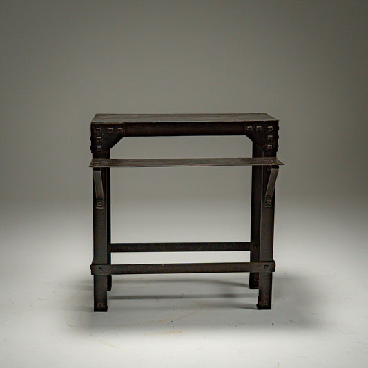 Naglet industriell konsollbord Paris, Frankrike – ca. 1920