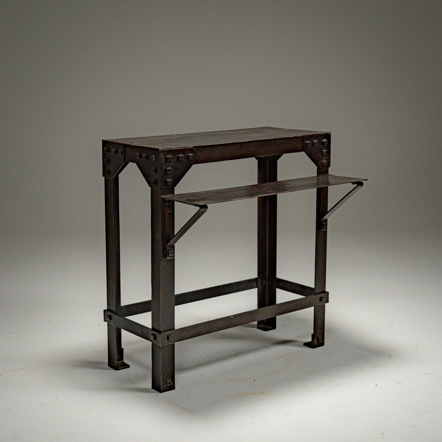 Naglet industriell konsollbord Paris, Frankrike – ca. 1920