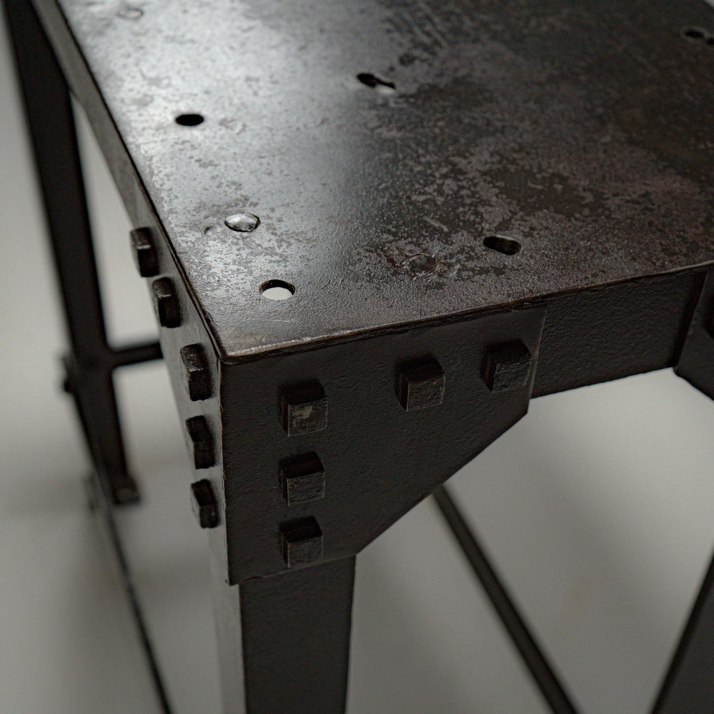 Naglet industriell konsollbord Paris, Frankrike – ca. 1920