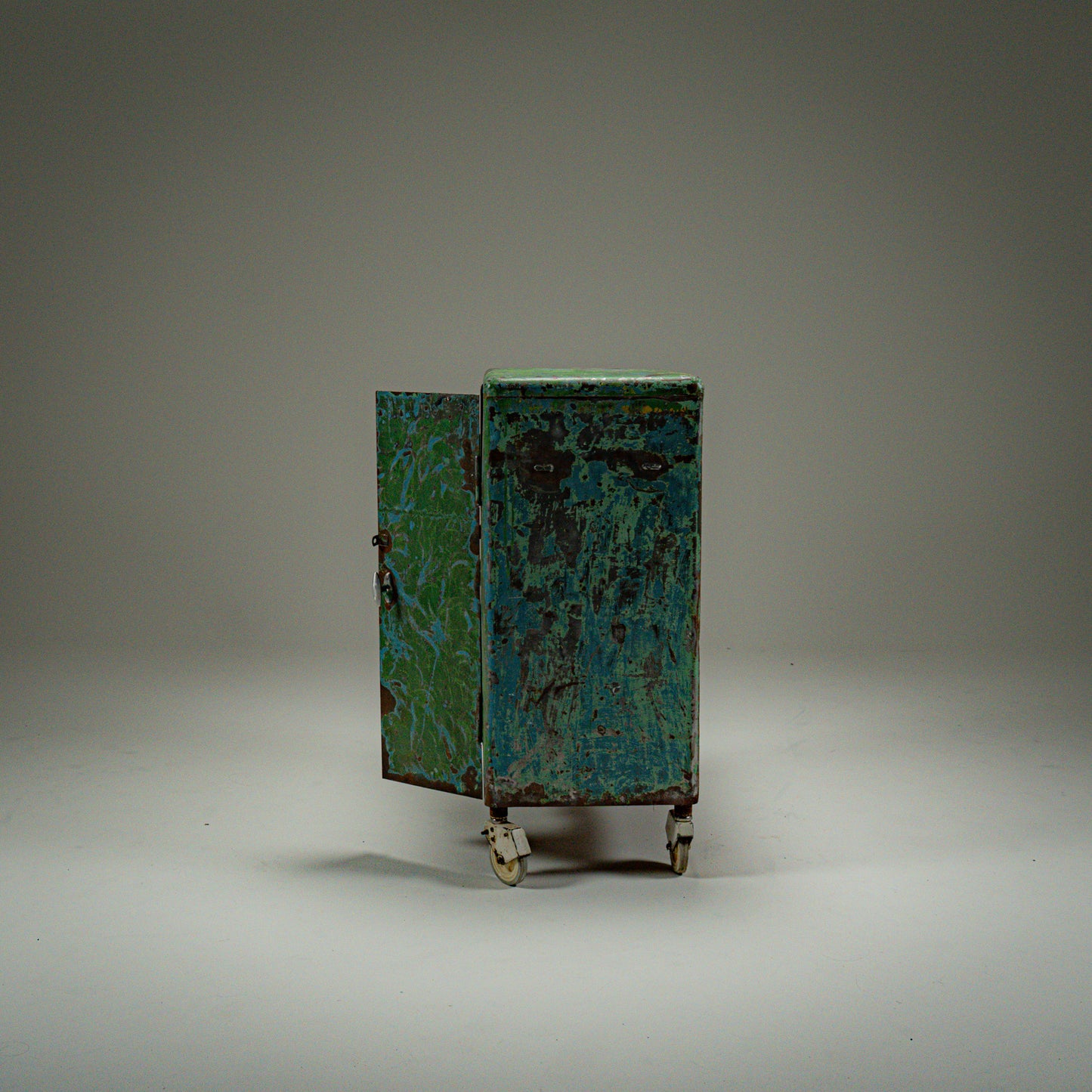 Streamline modernism Verkstedskap Polen #1, 1960-tallet