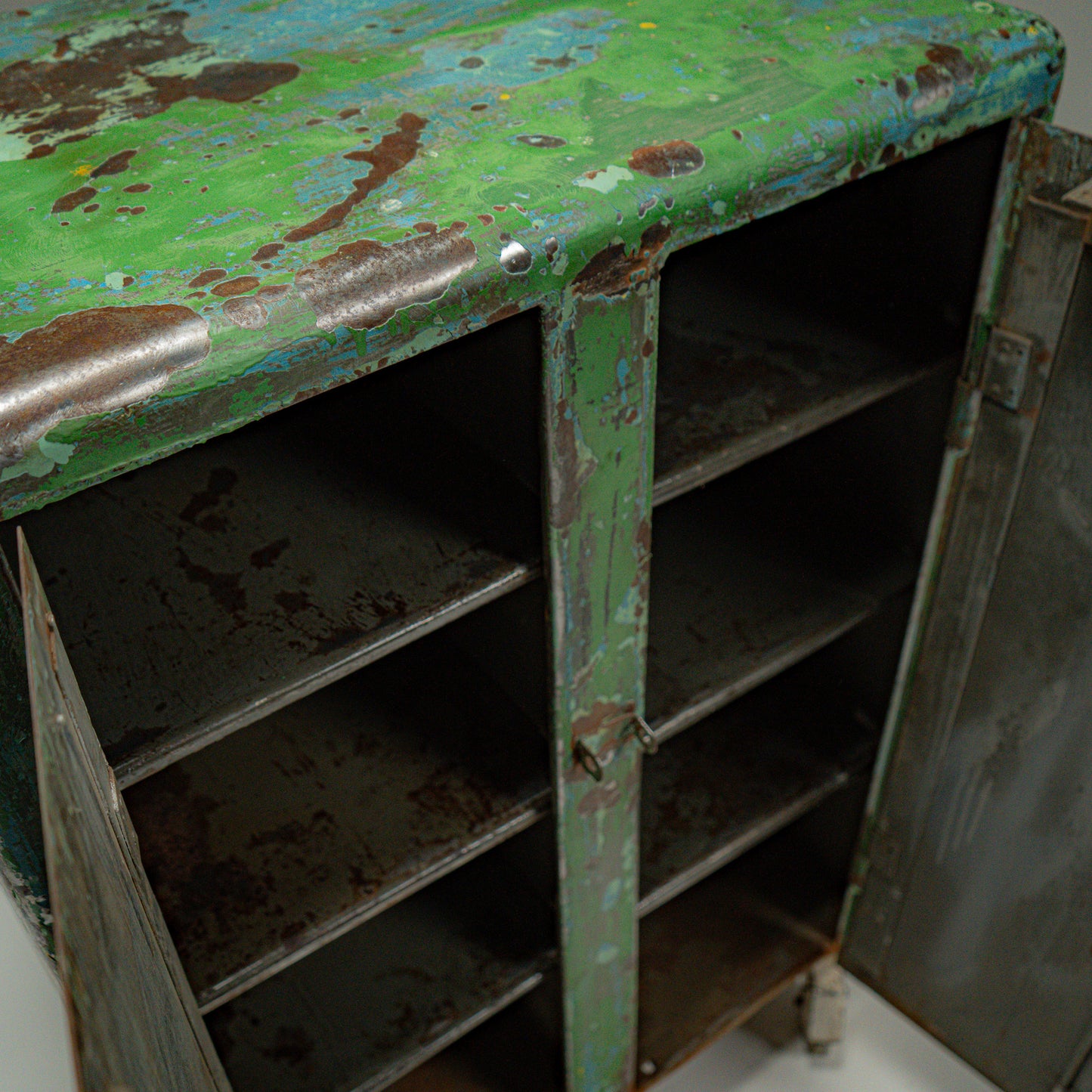 Streamline modernism Verkstedskap Polen #1, 1960-tallet