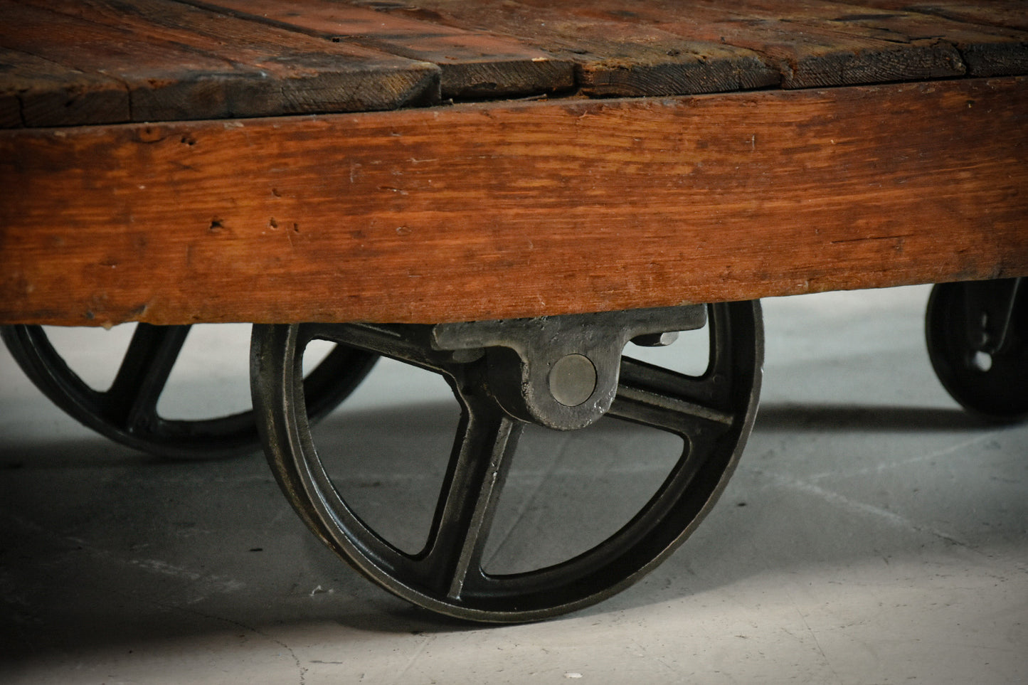 Factory cart  - Coffee table