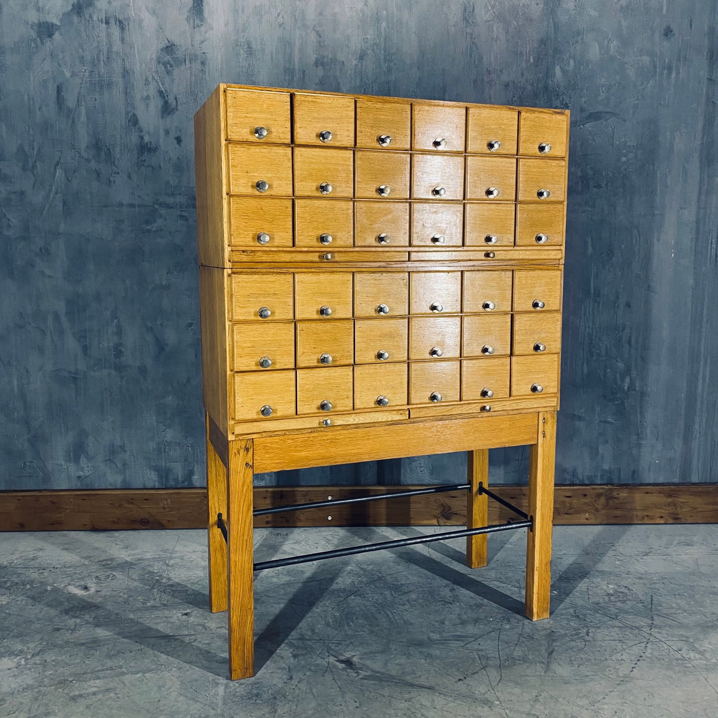 Apothecary cabinet / Library cabinet