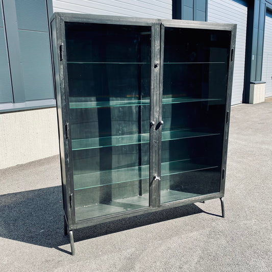 XXL Medical cabinet